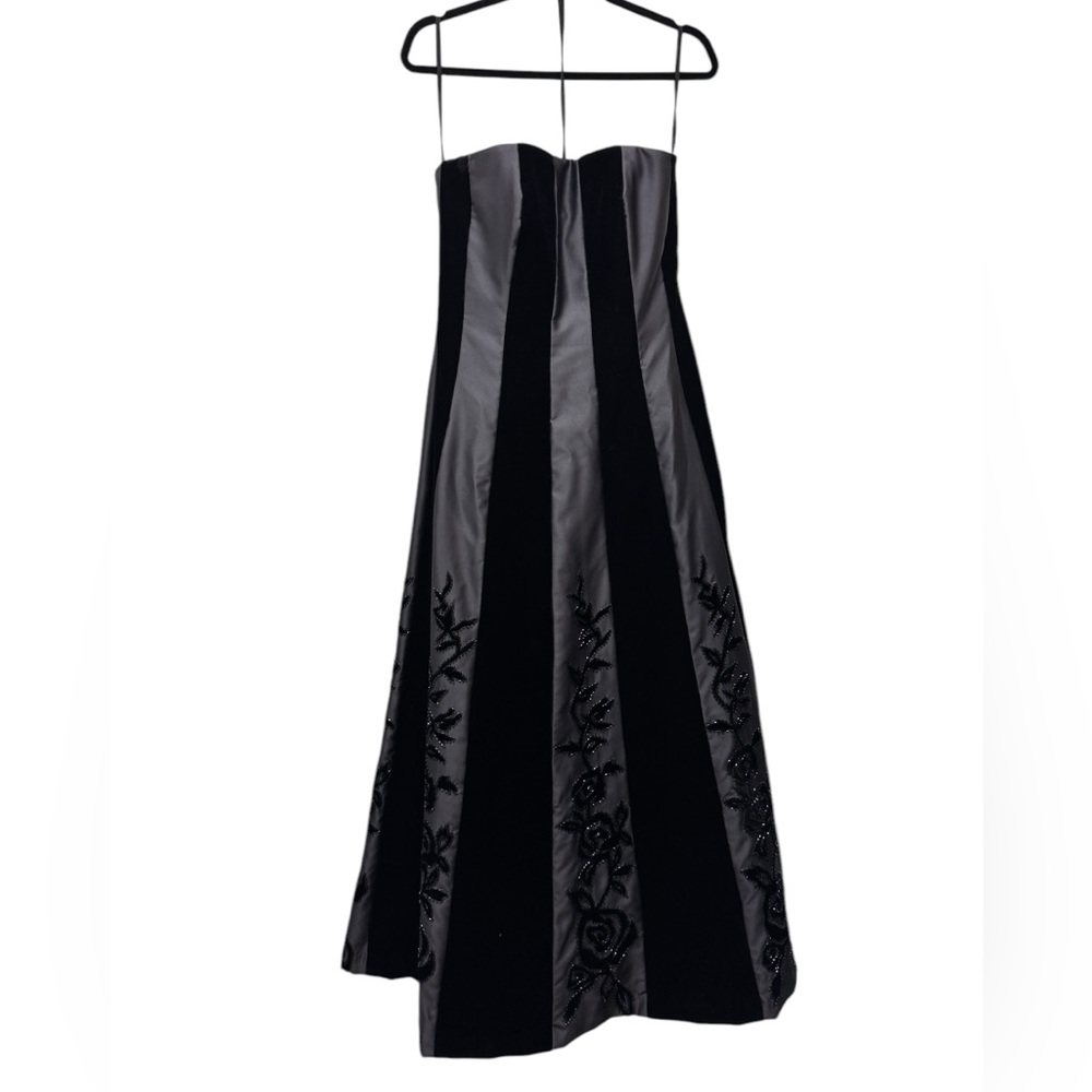 Stunning Vintage Lillie Rubin beaded black paneled gown